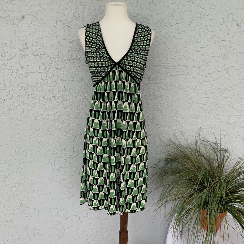 ***Clearance!!! Last Chance!! 
• MAX STUDIO • Pullover Mini Sleeveless Dress